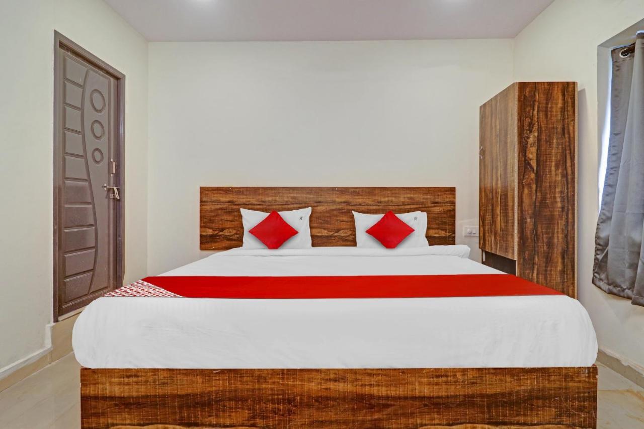 Hotel O R Square Inn Гайдарабад Екстер'єр фото
